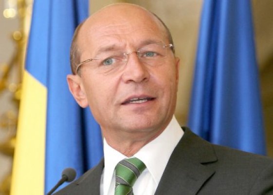 Replica zilei: Traian Băsescu, preşedintele suspendat al României: